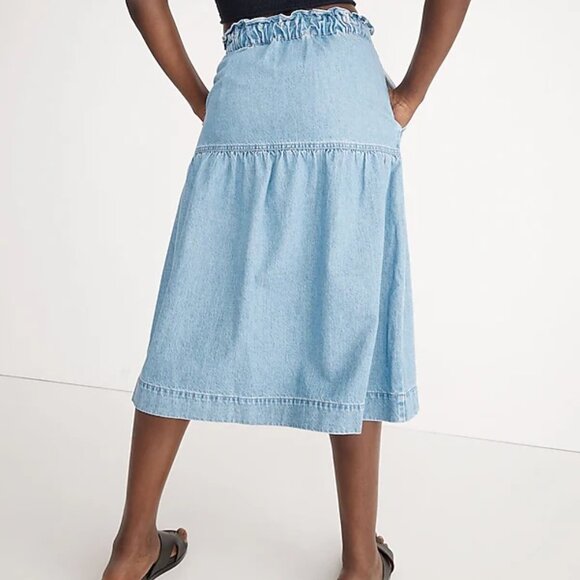 Madewell Pull-On Denim Skirt in Normandie Wash - Picture 2 of 6